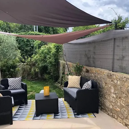 Villa Provence Climatisee, Jardin, Piscine Privee Chauffee, Wifi Saint-Laurent-de-Carnols