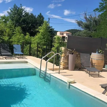 Provence Climatisee, Jardin, Piscine Privee Chauffee, Wifi