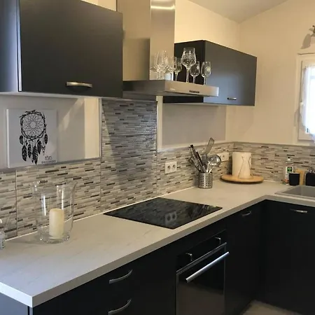 Villa Provence Climatisee, Jardin, Piscine Privee Chauffee, Wifi Saint-Laurent-de-Carnols