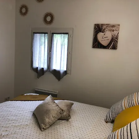Provence Climatisee, Jardin, Piscine Privee Chauffee, Wifi Villa