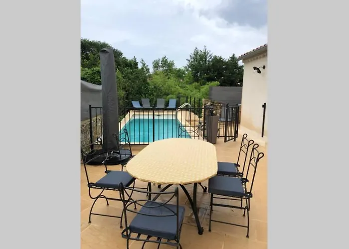 Provence Climatisee, Jardin, Piscine Privee Chauffee, Wifi Вилла Saint-Laurent-de-Carnols