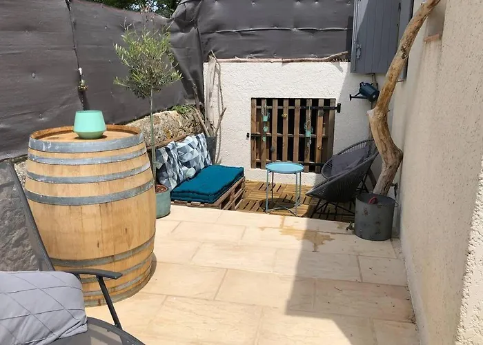 Provence Climatisee, Jardin, Piscine Privee Chauffee, Wifi * Saint-Laurent-de-Carnols