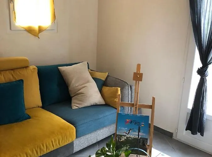 Вилла Provence Climatisee, Jardin, Piscine Privee Chauffee, Wifi