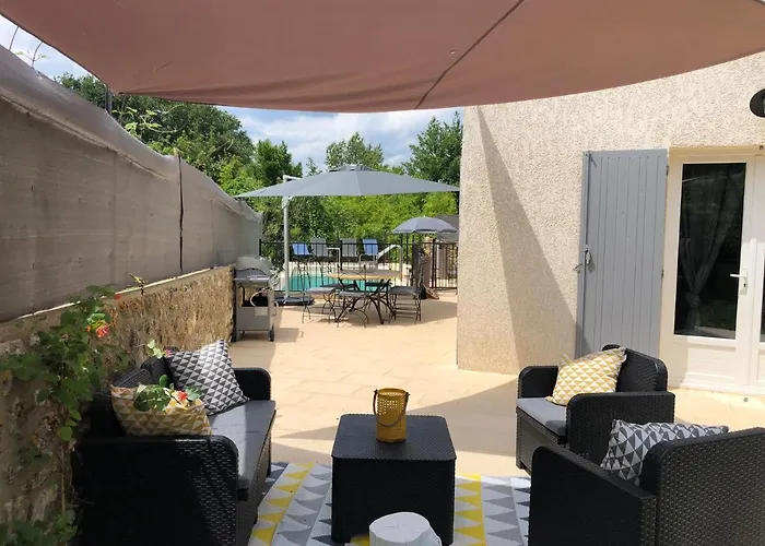 Provence Climatisee, Jardin, Piscine Privee Chauffee, Wifi Вилла Saint-Laurent-de-Carnols