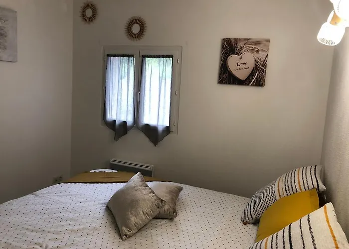Provence Climatisee, Jardin, Piscine Privee Chauffee, Wifi Вилла